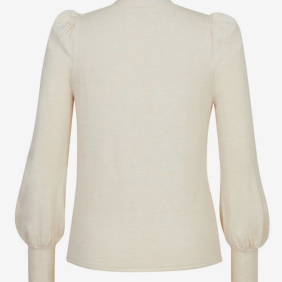 cream balloon sleeve sweater - Picture 2 of 3